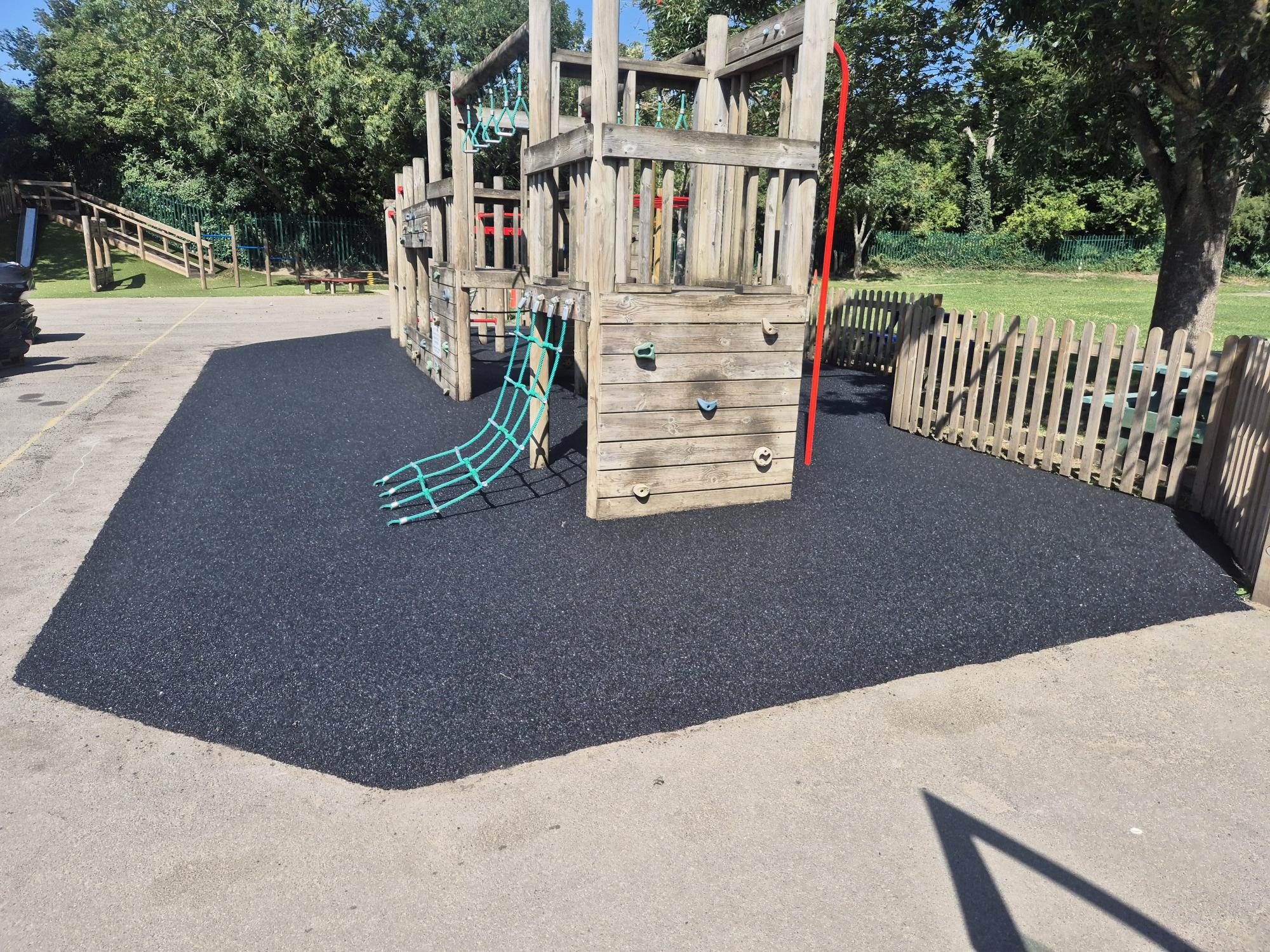 Wetpour Rubber at Wheatcroft Primary School, Hertfordshire